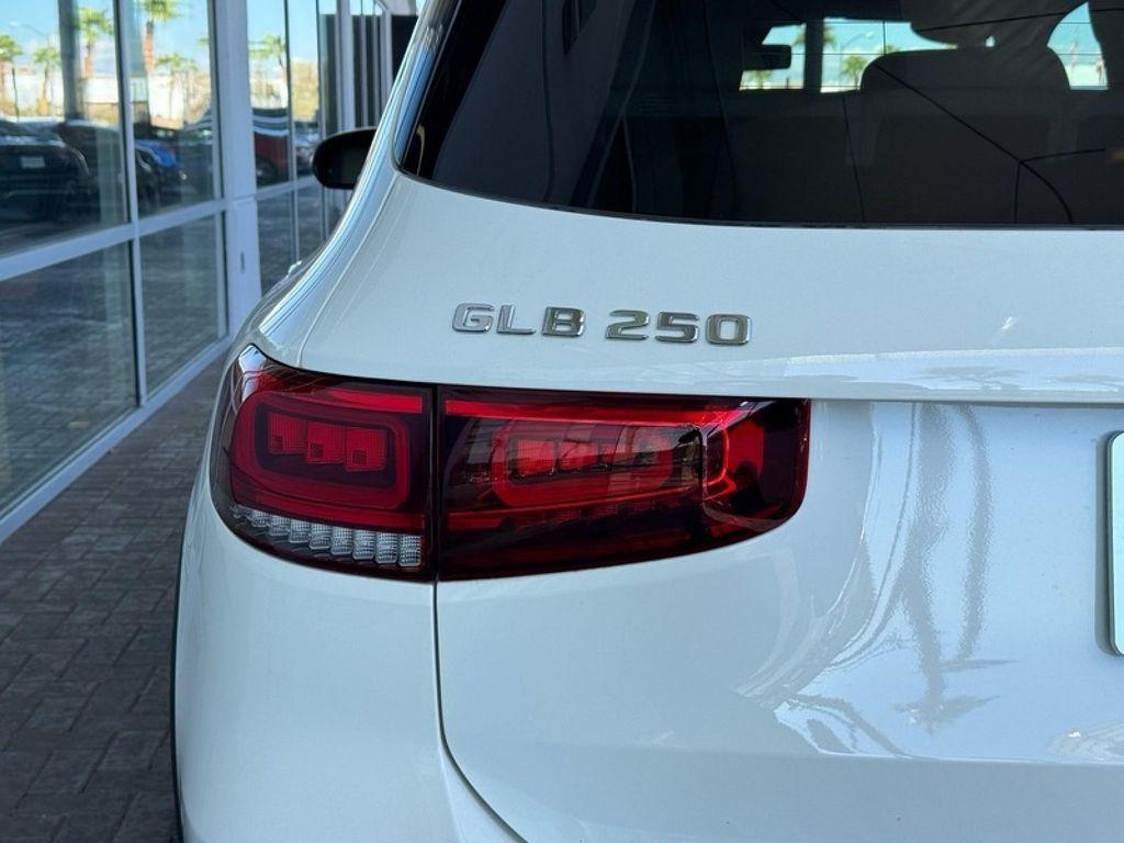 used 2022 Mercedes-Benz GLB 250 car, priced at $29,994