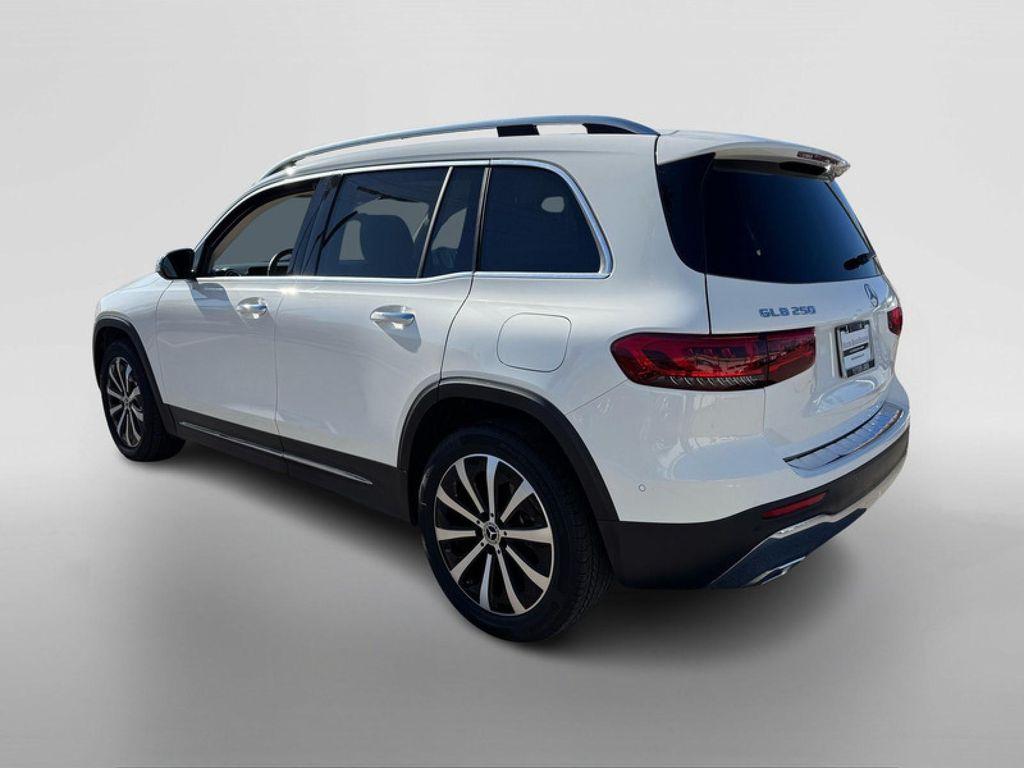 used 2022 Mercedes-Benz GLB 250 car, priced at $29,994