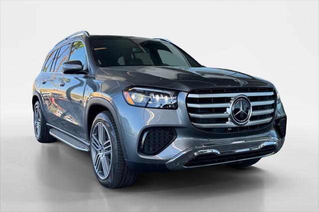 new 2025 Mercedes-Benz GLS 450 car, priced at $93,255