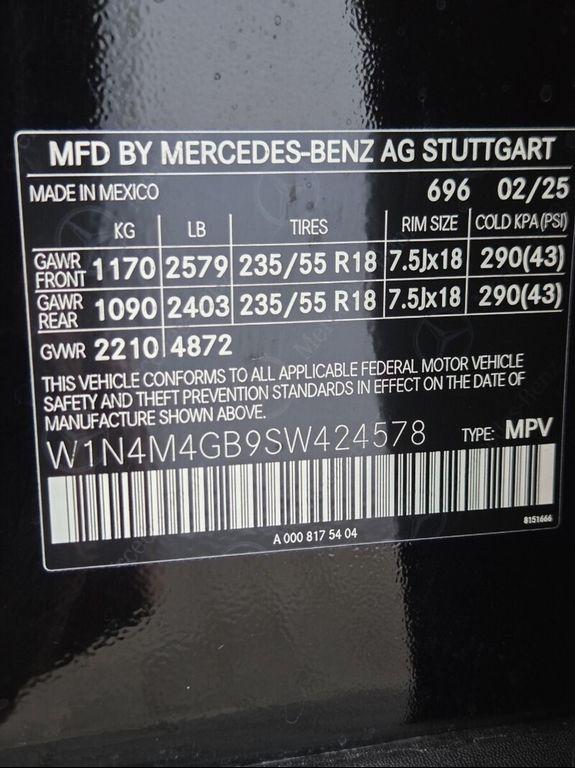 new 2025 Mercedes-Benz GLB 250 car, priced at $47,145