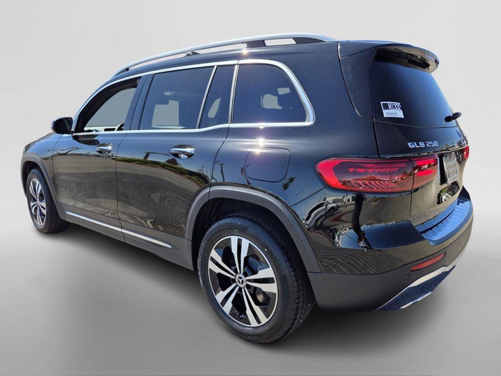 new 2025 Mercedes-Benz GLB 250 car, priced at $47,145