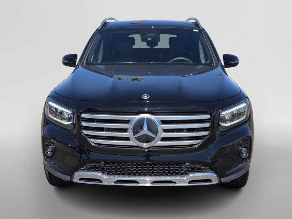 new 2025 Mercedes-Benz GLB 250 car, priced at $47,145