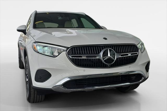 new 2025 Mercedes-Benz GLC 350e car, priced at $65,175