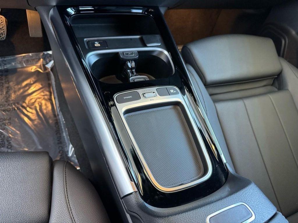 used 2025 Mercedes-Benz GLA 250 car, priced at $38,994