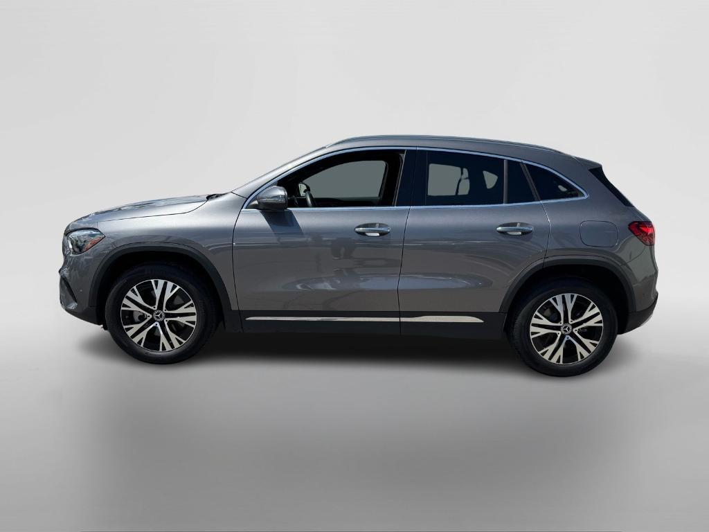 used 2025 Mercedes-Benz GLA 250 car, priced at $42,994