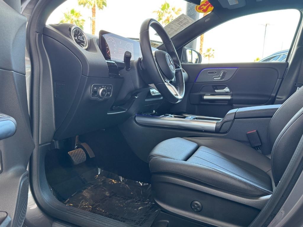 used 2025 Mercedes-Benz GLA 250 car, priced at $42,994