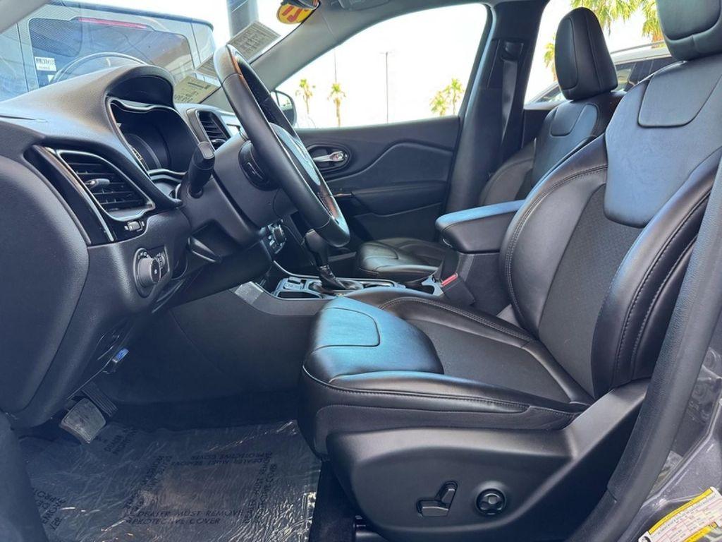 used 2021 Jeep Cherokee car, priced at $18,993