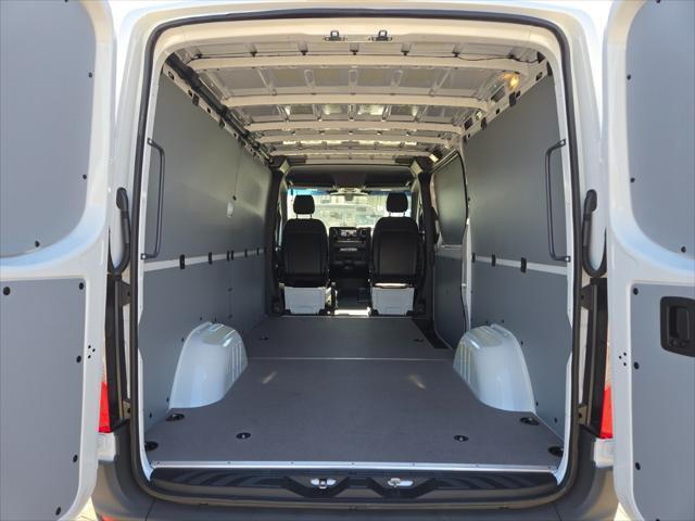 new 2025 Mercedes-Benz Sprinter 2500 car, priced at $62,720