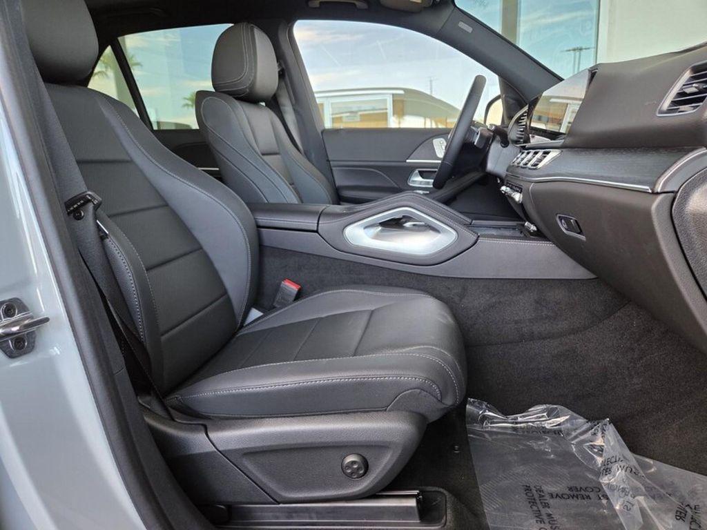 new 2025 Mercedes-Benz GLE 350 car, priced at $71,335