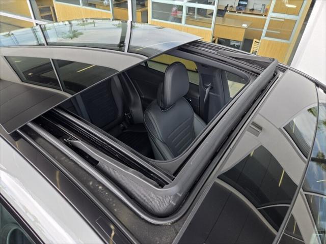 new 2025 Mercedes-Benz GLC 300 car, priced at $70,145