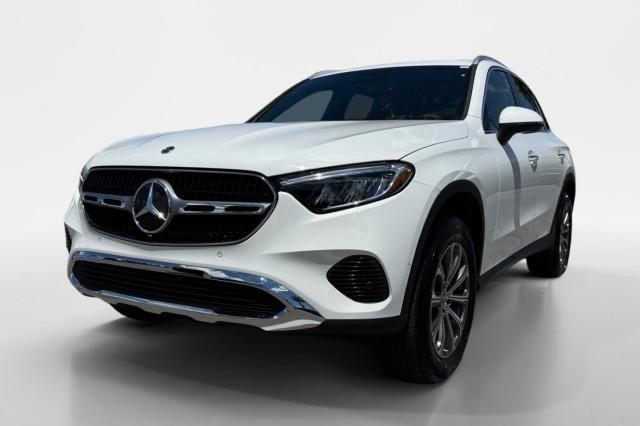 new 2024 Mercedes-Benz GLC 300 car, priced at $50,985