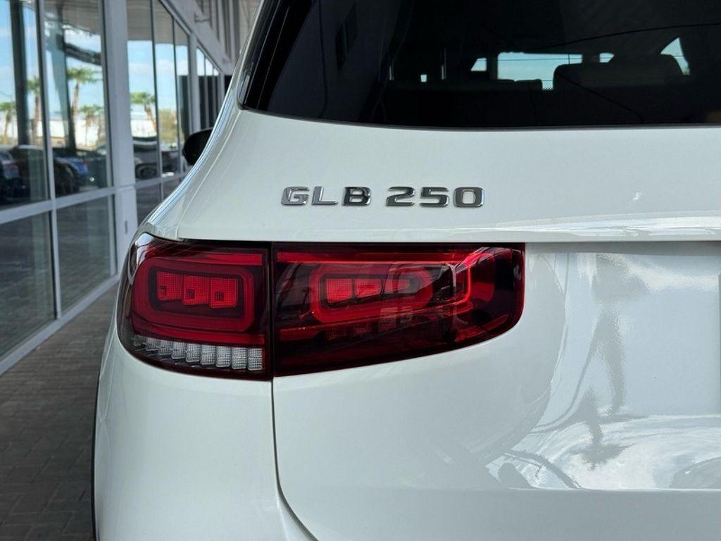 used 2022 Mercedes-Benz GLB 250 car, priced at $31,694