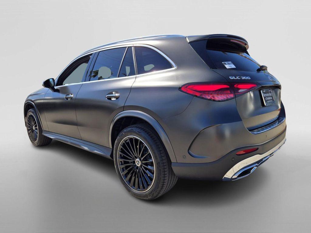 new 2025 Mercedes-Benz GLC 300 car, priced at $62,735