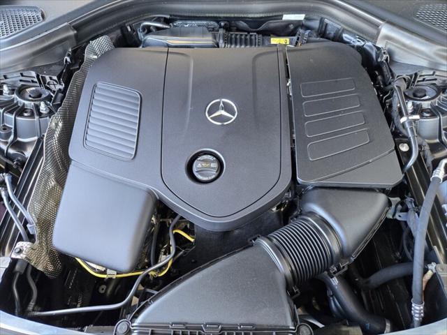 new 2025 Mercedes-Benz GLC 300 car, priced at $62,735