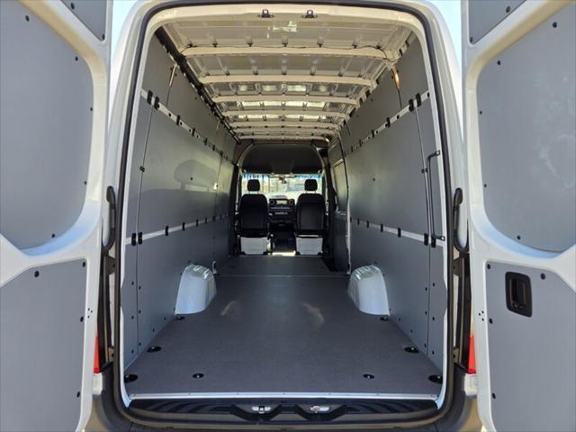 new 2025 Mercedes-Benz Sprinter 2500 car, priced at $67,586