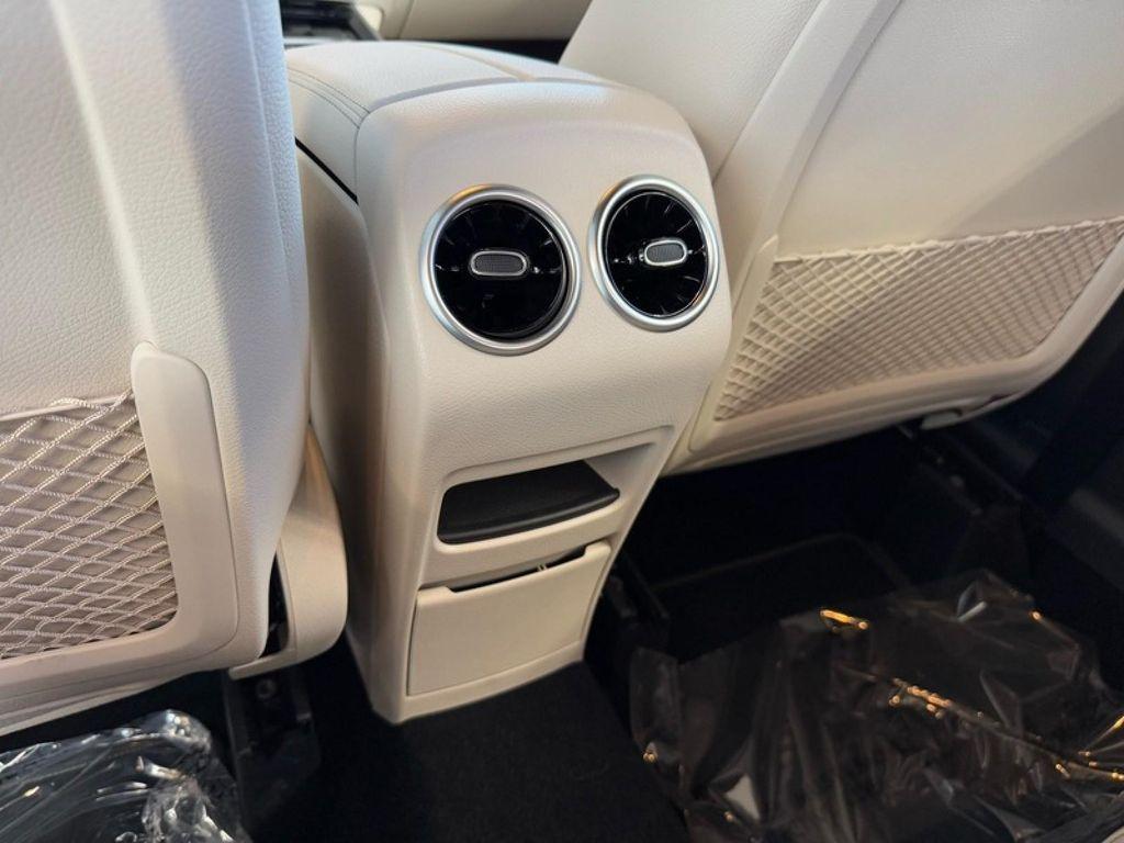 used 2025 Mercedes-Benz GLA 250 car, priced at $42,994