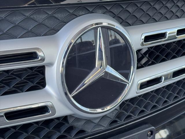 used 2023 Mercedes-Benz GLB 250 car, priced at $37,994