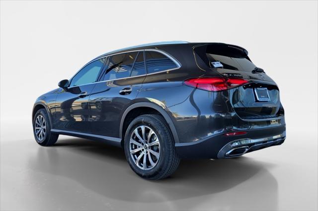 new 2025 Mercedes-Benz GLC 300 car, priced at $52,325