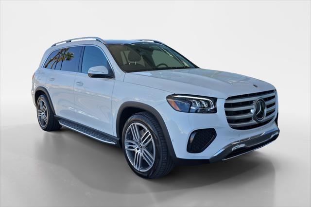 new 2025 Mercedes-Benz GLS 450 car, priced at $92,425