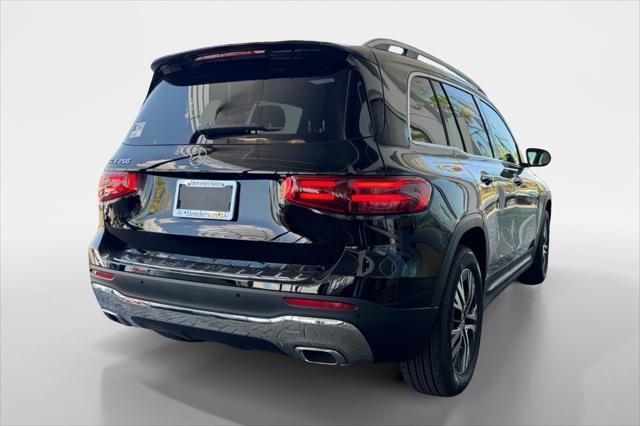 new 2024 Mercedes-Benz GLB 250 car, priced at $49,345