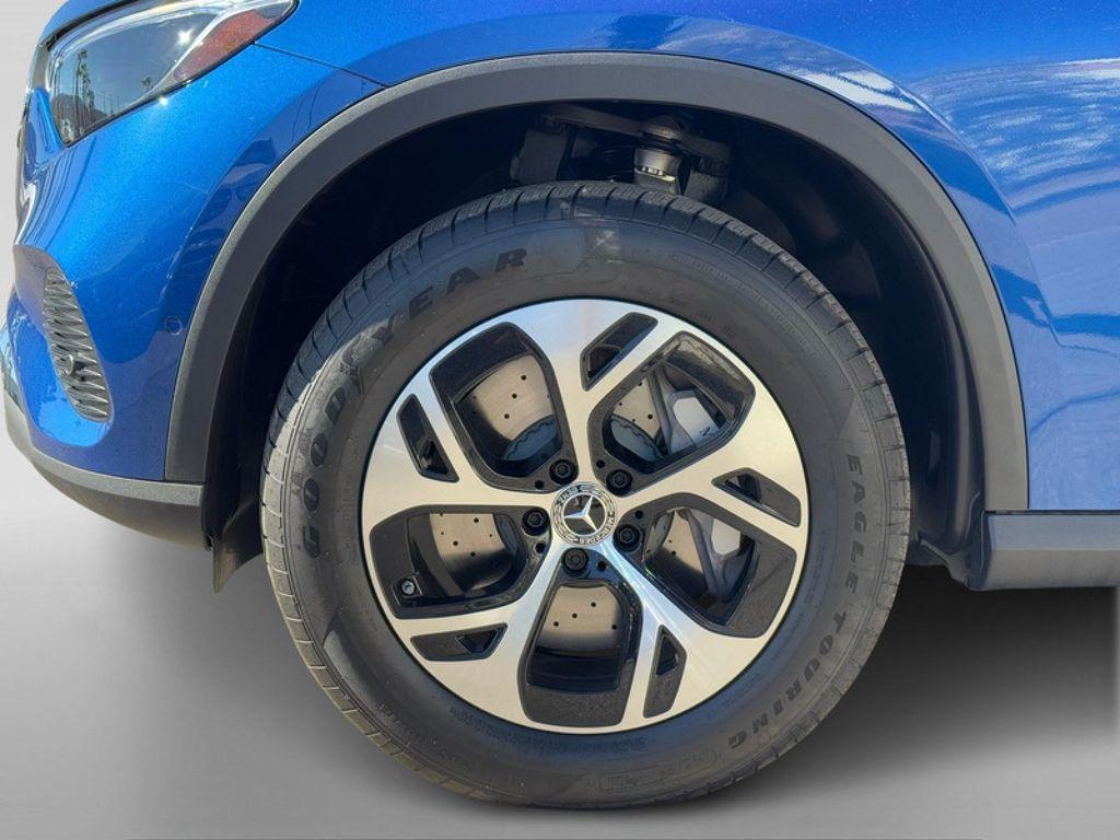 new 2026 Mercedes-Benz GLC 350e car, priced at $64,940
