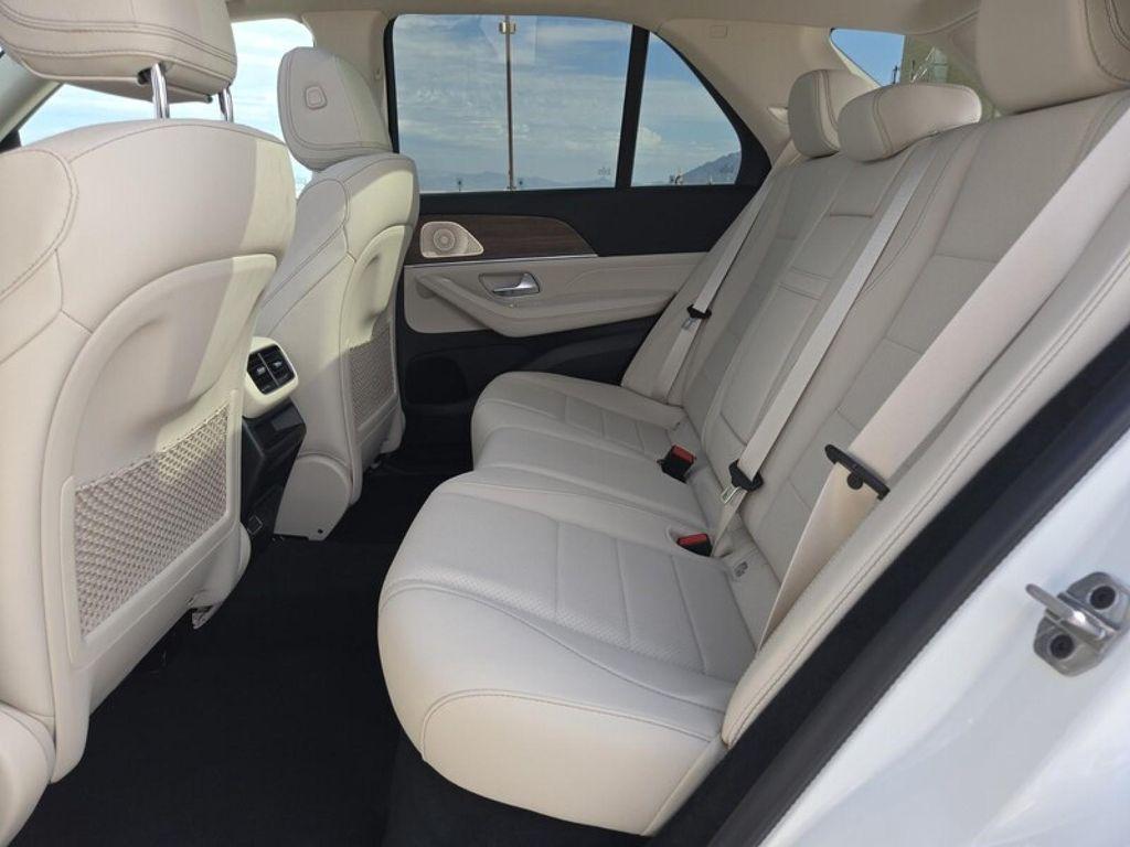 new 2025 Mercedes-Benz GLE 350 car, priced at $73,320