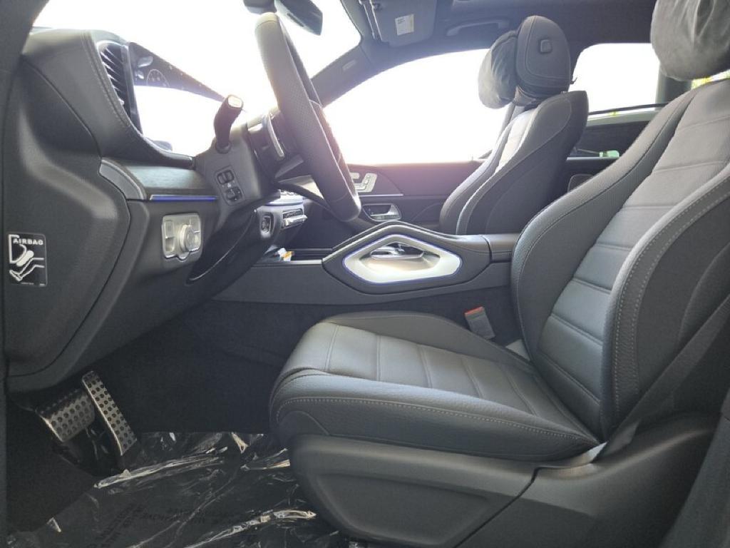 new 2025 Mercedes-Benz GLS 580 car, priced at $121,190