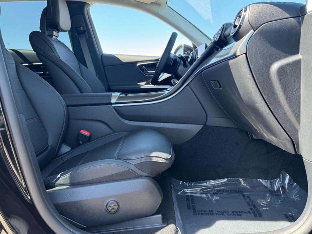 new 2025 Mercedes-Benz GLC 300 car, priced at $55,045