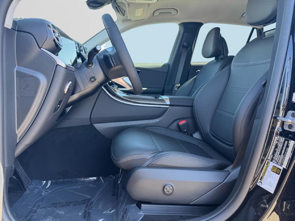 new 2025 Mercedes-Benz GLC 300 car, priced at $55,045