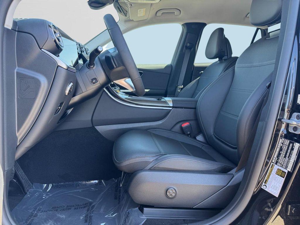 new 2025 Mercedes-Benz GLC 300 car, priced at $55,045