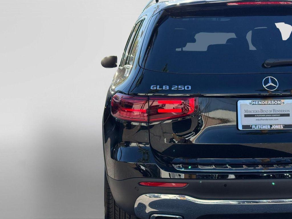 used 2025 Mercedes-Benz GLB 250 car, priced at $35,593