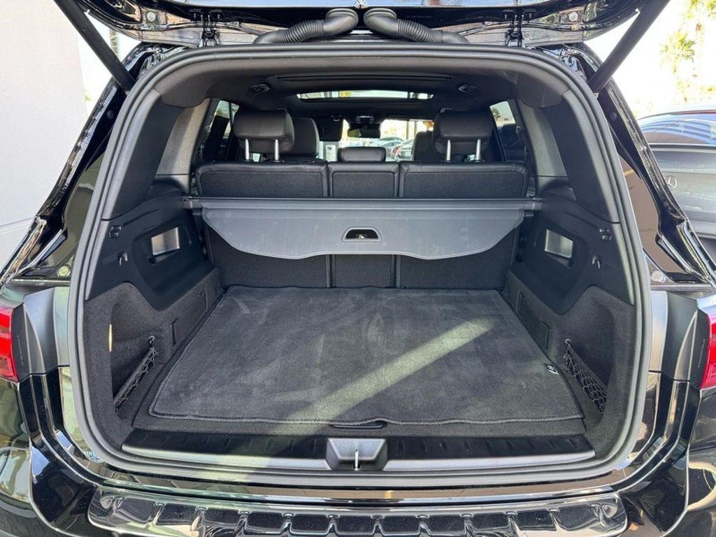 used 2025 Mercedes-Benz GLB 250 car, priced at $35,593