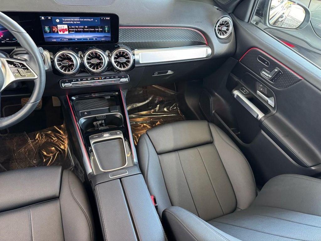 used 2025 Mercedes-Benz GLB 250 car, priced at $35,593