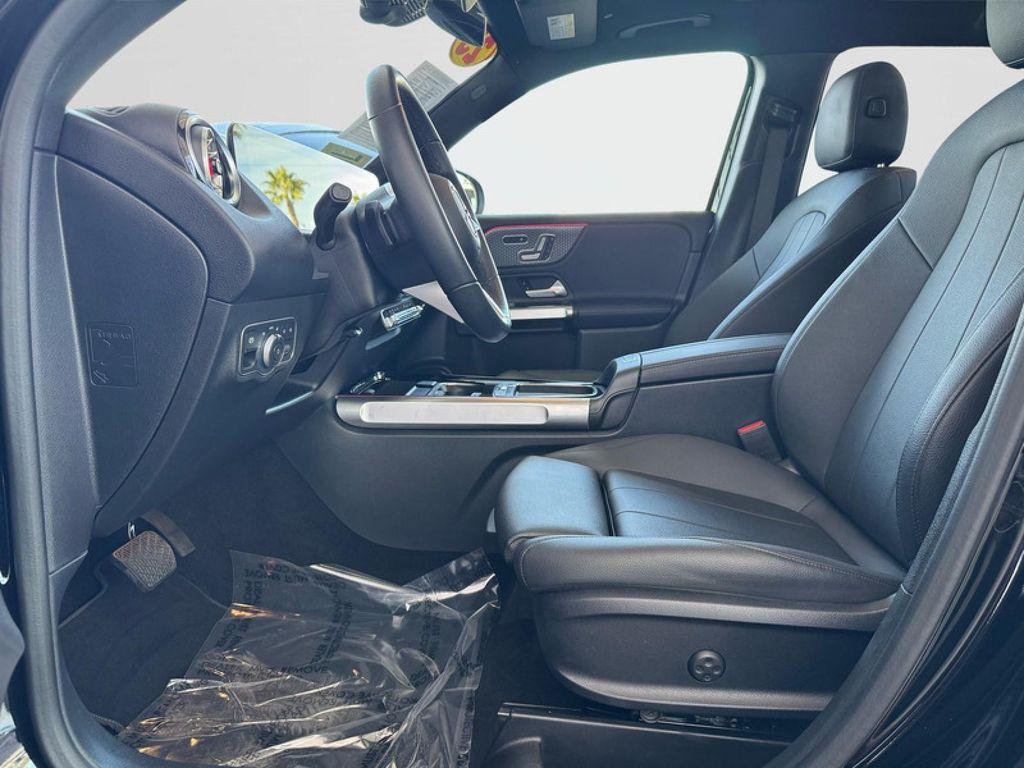 used 2025 Mercedes-Benz GLB 250 car, priced at $35,593