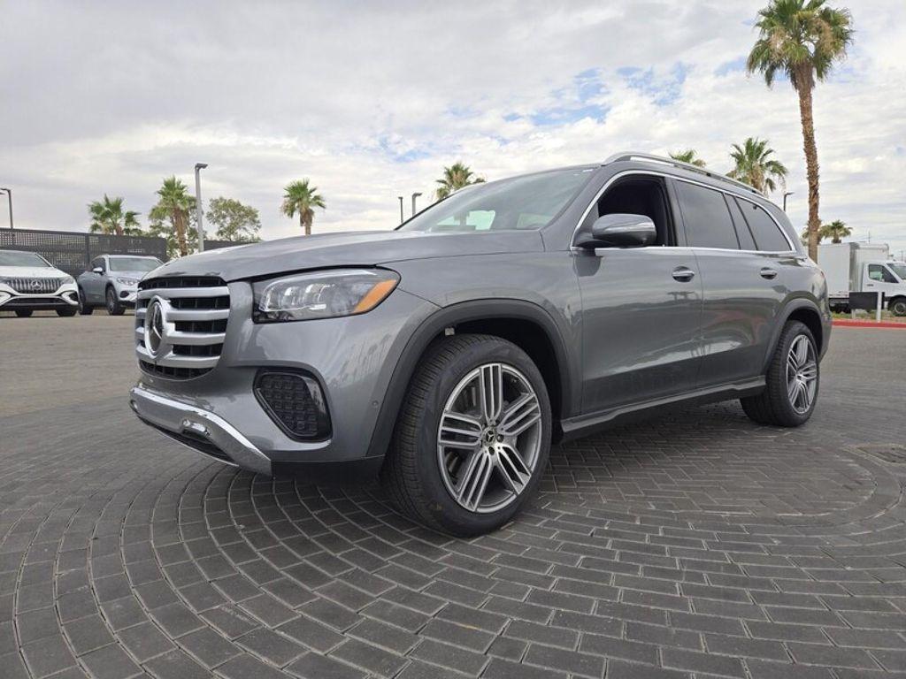 new 2025 Mercedes-Benz GLS 450 car, priced at $96,575