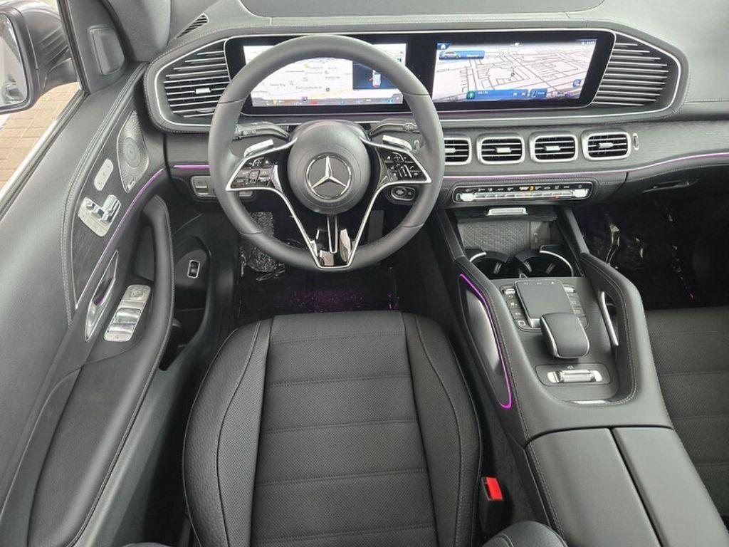 new 2025 Mercedes-Benz GLS 450 car, priced at $96,575