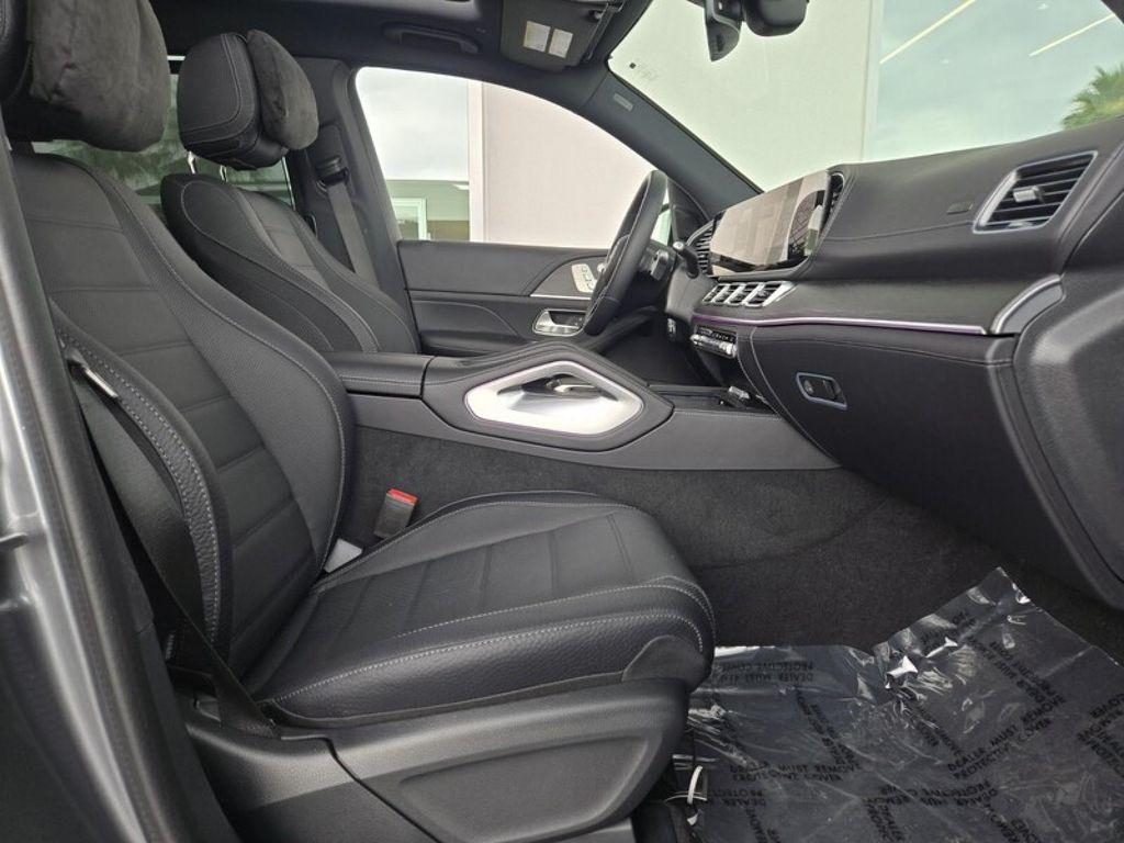 new 2025 Mercedes-Benz GLS 450 car, priced at $96,575