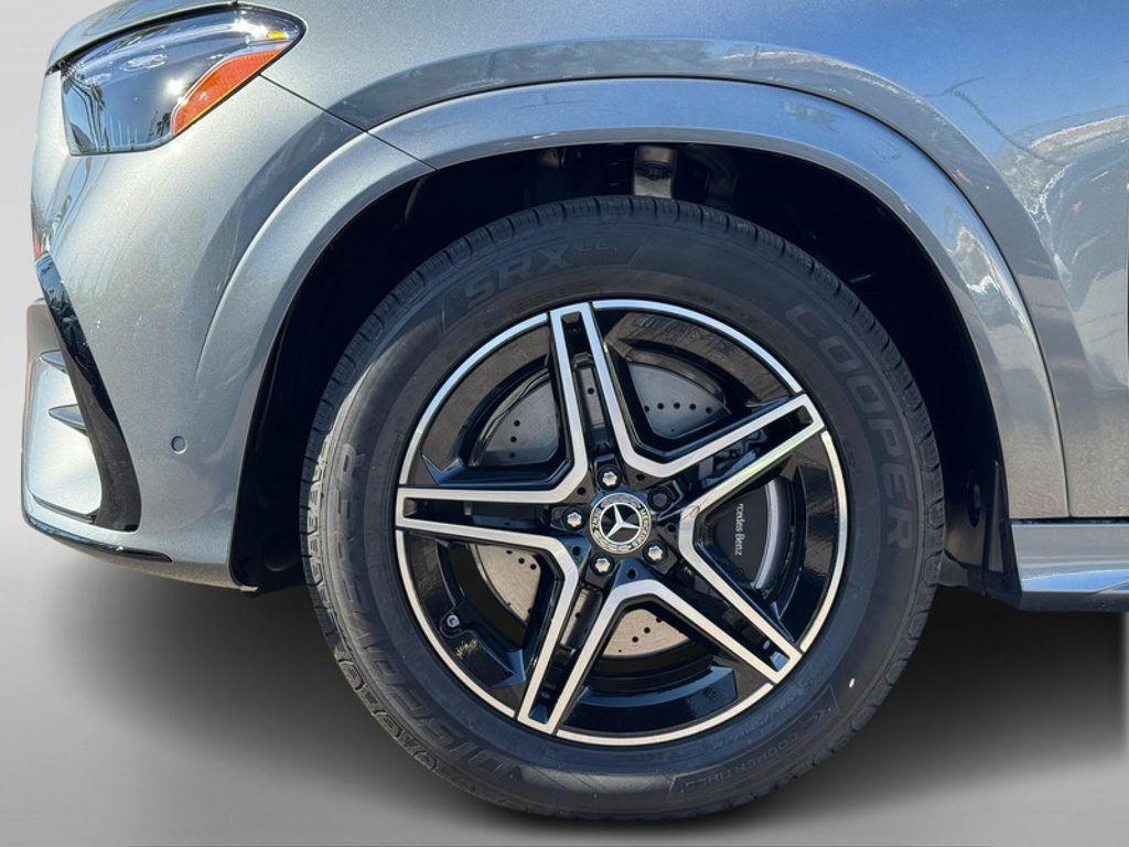 new 2026 Mercedes-Benz GLE 450 car, priced at $77,465