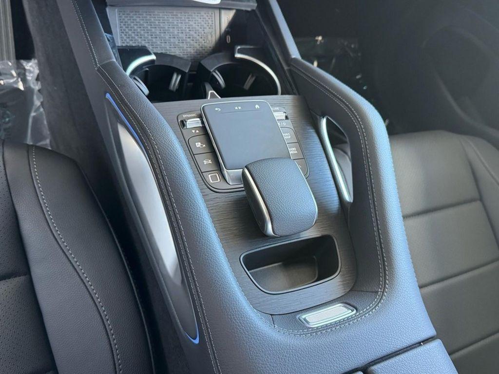 new 2026 Mercedes-Benz GLE 450 car, priced at $77,465