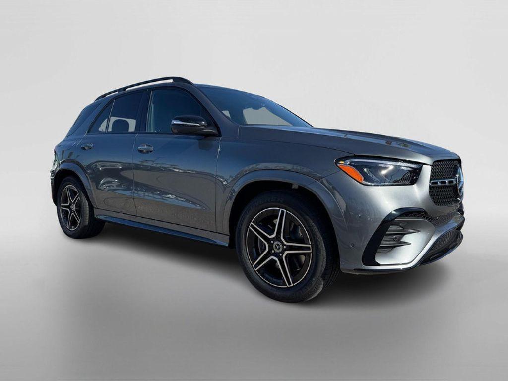 new 2026 Mercedes-Benz GLE 450 car, priced at $77,465