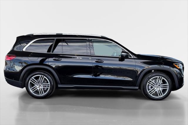 new 2025 Mercedes-Benz GLS 450 car, priced at $91,945