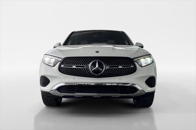 new 2025 Mercedes-Benz GLC 300 car, priced at $63,165