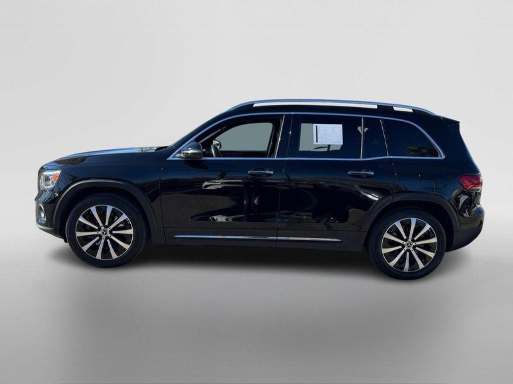 used 2021 Mercedes-Benz GLB 250 car, priced at $26,494