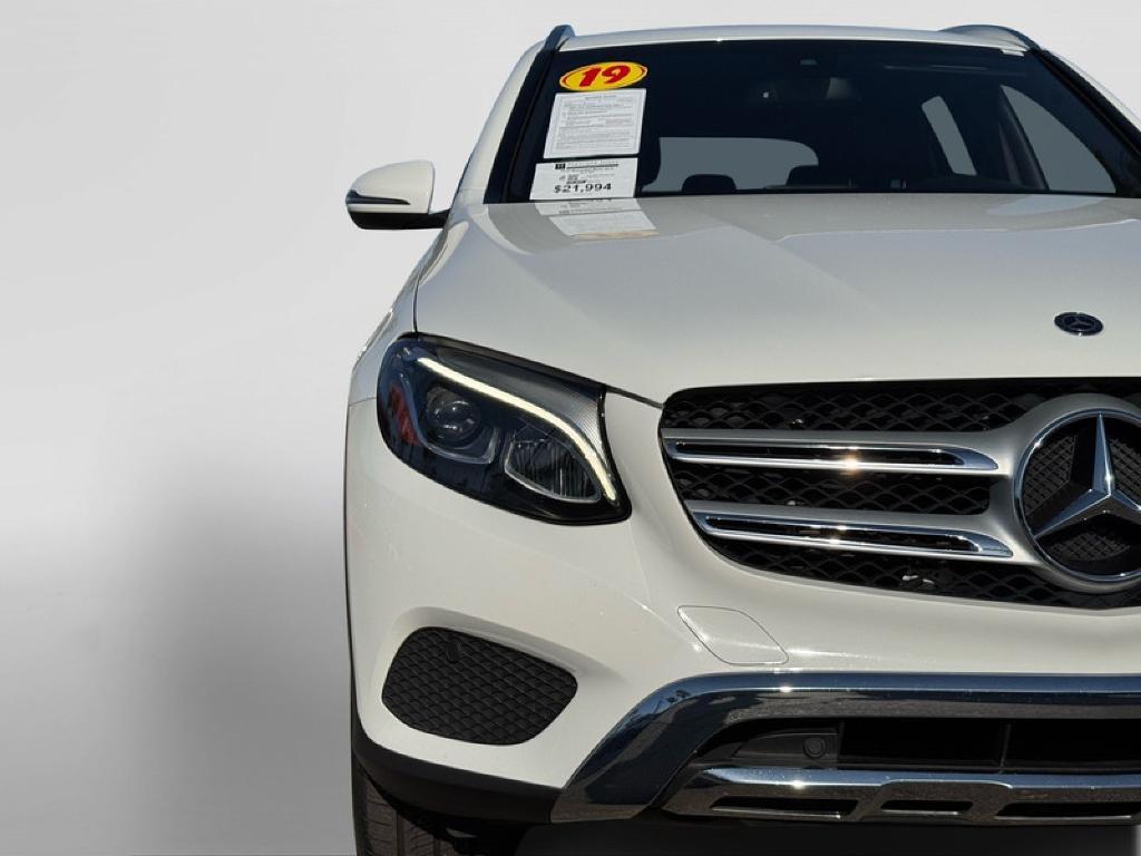 used 2019 Mercedes-Benz GLC 300 car, priced at $21,994