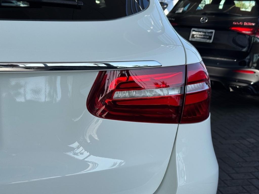 used 2019 Mercedes-Benz GLC 300 car, priced at $21,994