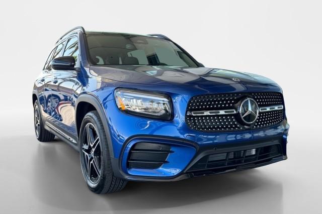 new 2024 Mercedes-Benz GLB 250 car, priced at $53,075