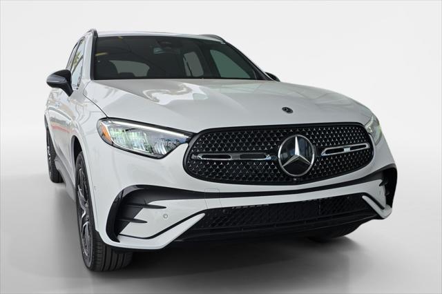 new 2025 Mercedes-Benz GLC 300 car, priced at $56,335