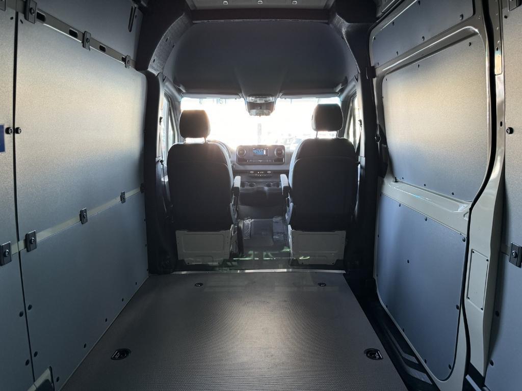 new 2024 Mercedes-Benz Sprinter 2500 car, priced at $64,702