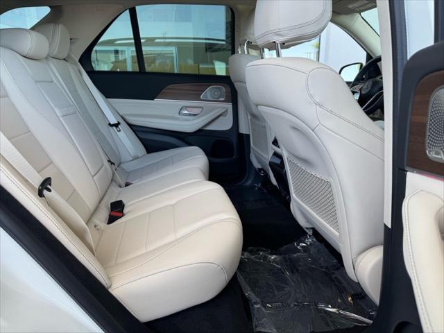 used 2025 Mercedes-Benz GLE 450e car, priced at $67,994