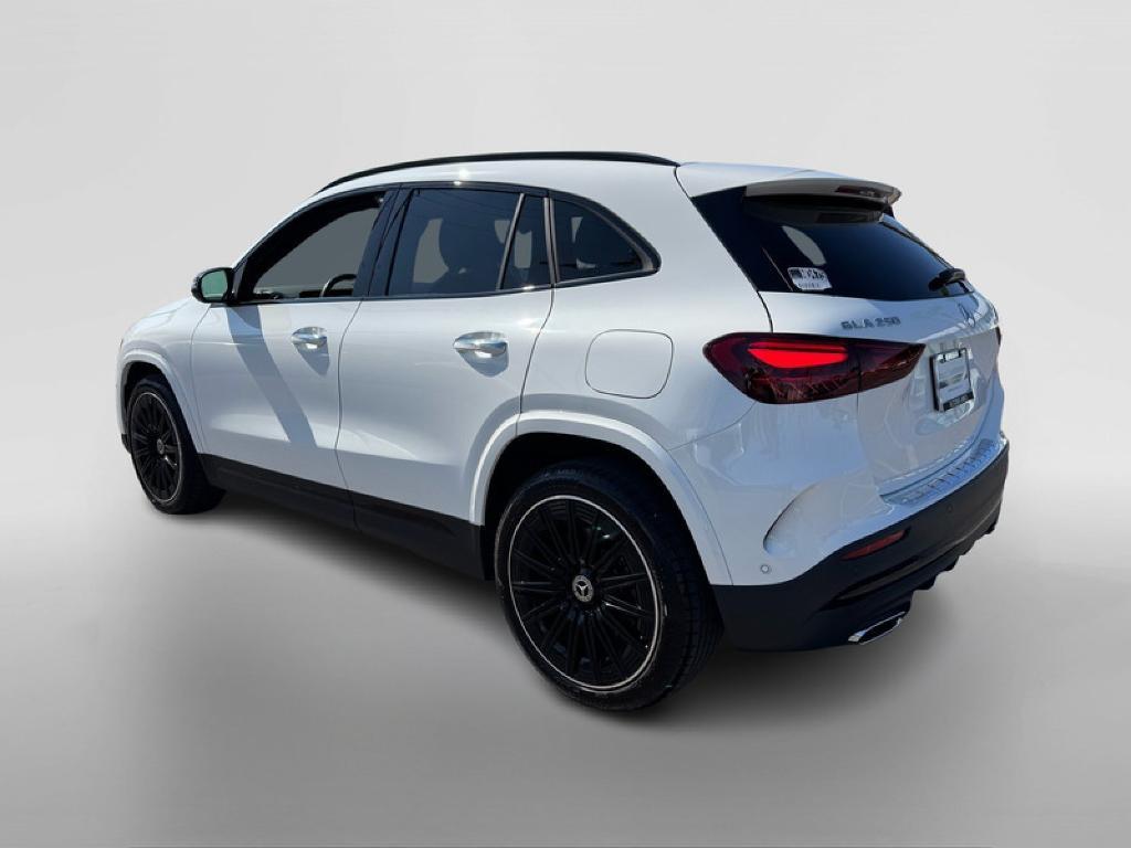 used 2025 Mercedes-Benz GLA 250 car, priced at $40,994